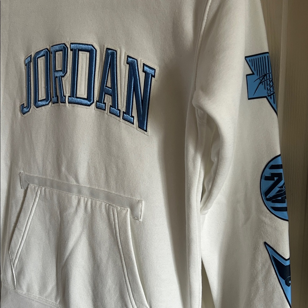 Nike Jordan White Blue “See Me Shine”‎ Fleece Pullover Hoodie Sweatshirt 10-12 M - Picture 12 of 14
